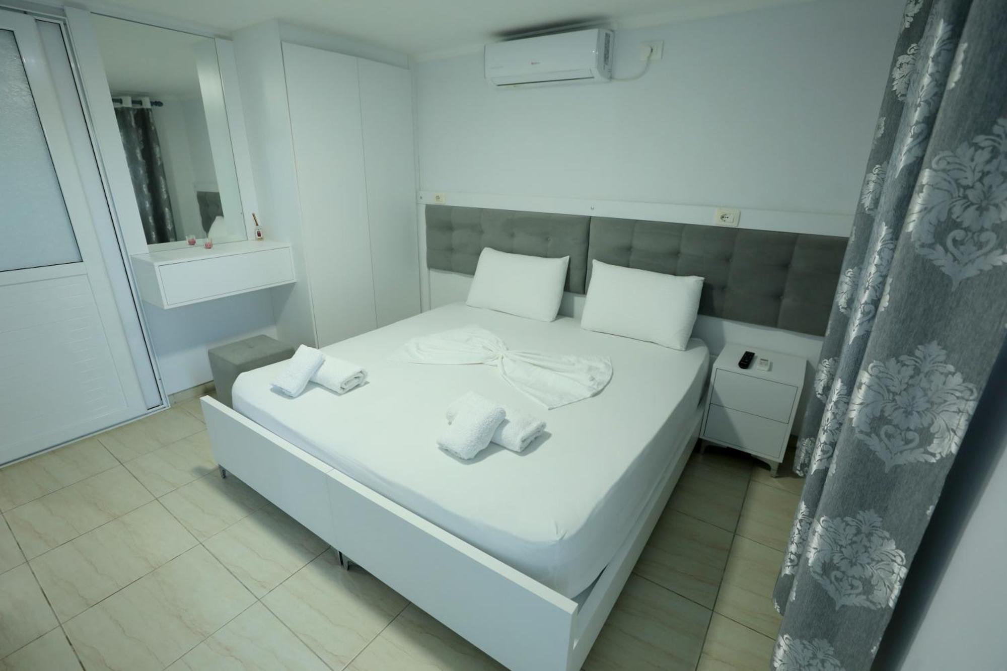 Villa Kevin'S Sarandë 외부 사진