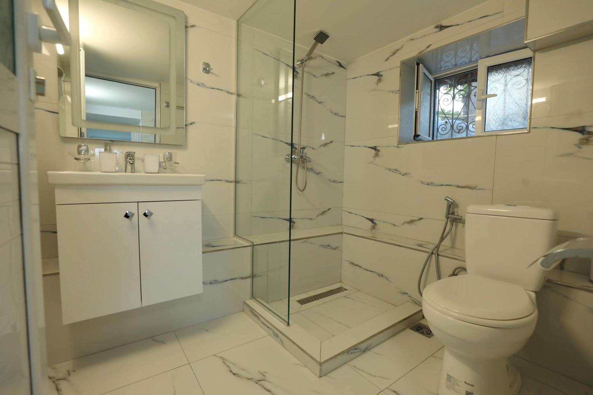 Villa Kevin'S Sarandë 외부 사진