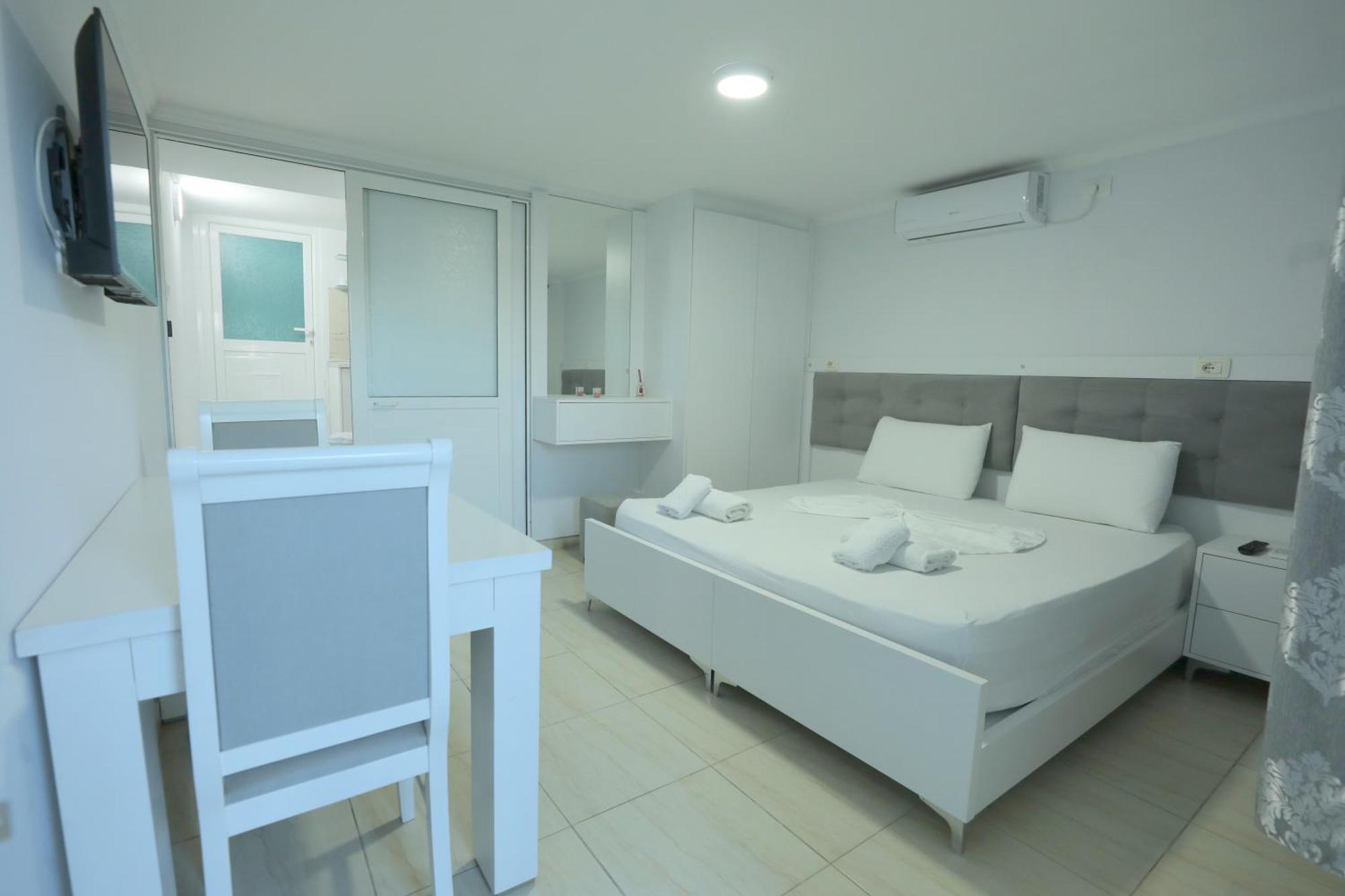 Villa Kevin'S Sarandë 외부 사진