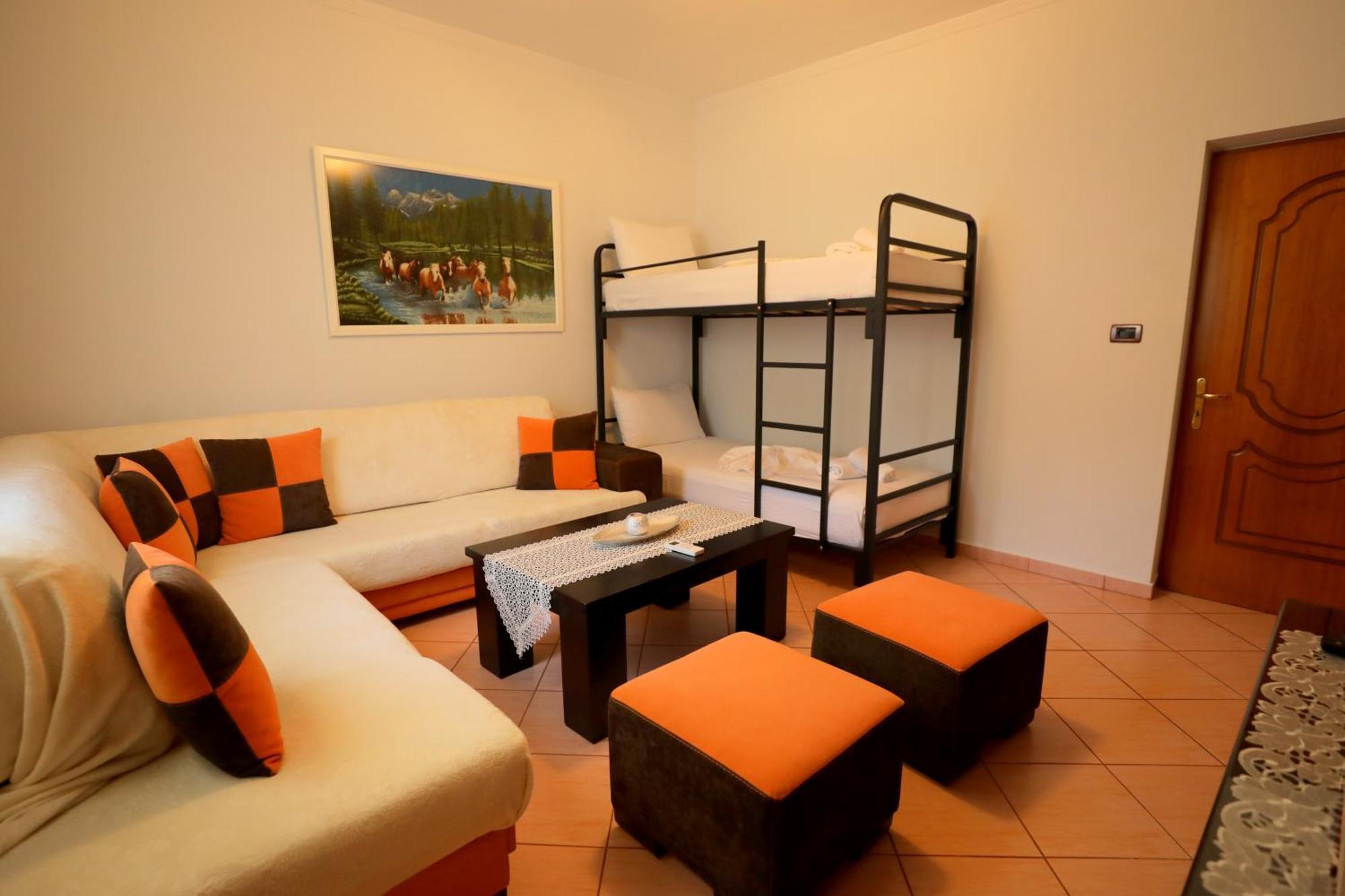 Villa Kevin'S Sarandë 외부 사진