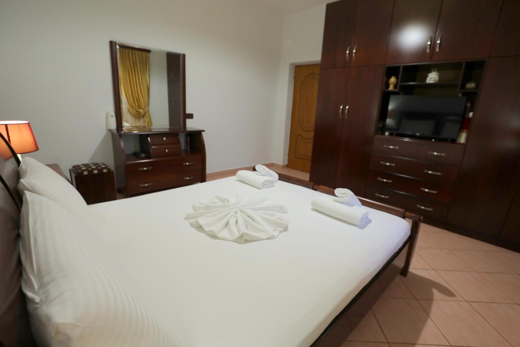 Villa Kevin'S Sarandë 외부 사진